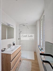 For sale Elne 3 rooms 90 m2 Pyrenees orientales (66200) photo 2