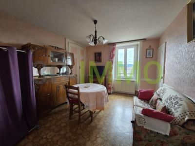 Acheter Maison 102 m2 Saint-remy-sur-durolle