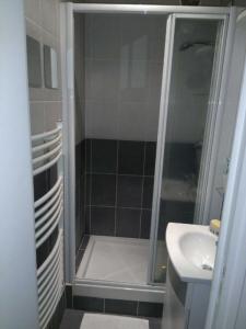 For rent Paris-10eme-arrondissement 1 room 25 m2 Paris (75010) photo 3
