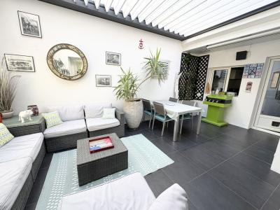 For sale CENTRE VILLE RIVE GAUCHE 4 rooms 120 m2 Gard (30240) photo 0