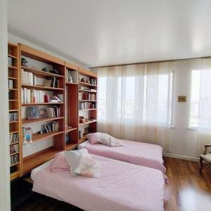 For sale MERMOZ 4 rooms 114 m2 Rhone (69008) photo 4