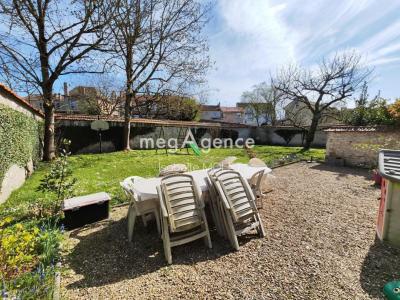 For sale Melun 8 rooms 165 m2 Seine et marne (77000) photo 2