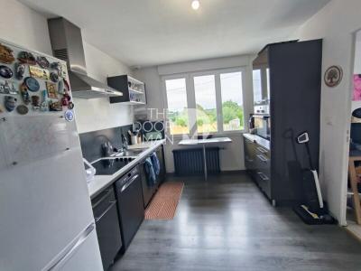 For sale Mayenne 4 rooms 95 m2 Mayenne (53100) photo 3