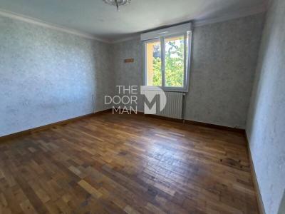 For sale Moulay 5 rooms 90 m2 Mayenne (53100) photo 4