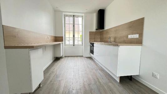 For rent Mareil-en-france 4 rooms 77 m2 Val d'Oise (95850) photo 4