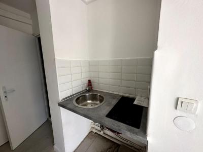 Louer Appartement Salon-de-provence 420 euros