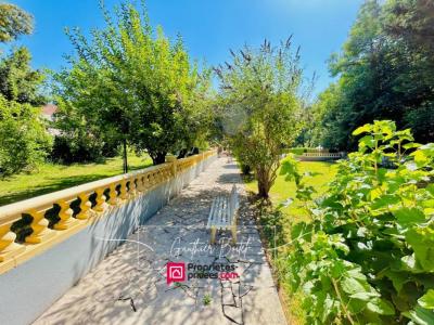For sale Queue-en-brie 11 rooms 300 m2 Val de Marne (94510) photo 4