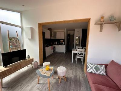For sale Vendres 3 rooms 39 m2 Herault (34350) photo 2