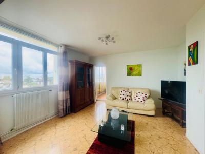 For sale Pau 4 rooms 72 m2 Pyrenees atlantiques (64000) photo 2