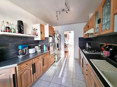 For sale Seyne-sur-mer 4 rooms 106 m2 Var (83500) photo 4