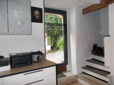 For rent Beaumont-de-pertuis 3 rooms 55 m2 Vaucluse (84120) photo 2