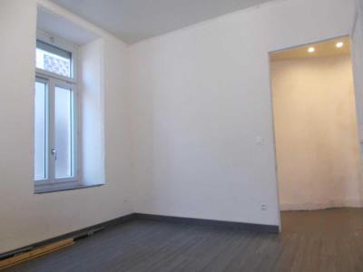 For rent Beaumont-de-pertuis 3 rooms 55 m2 Vaucluse (84120) photo 4