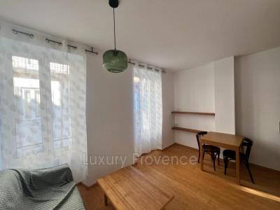 For sale Marseille-7eme-arrondissement 2 rooms 33 m2 Bouches du Rhone (13007) photo 3