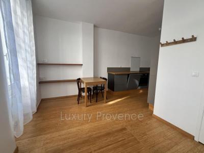 For sale Marseille-7eme-arrondissement 2 rooms 33 m2 Bouches du Rhone (13007) photo 4