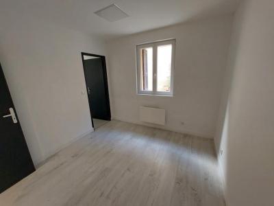Louer Appartement 25 m2 Saint-jean-lasseille
