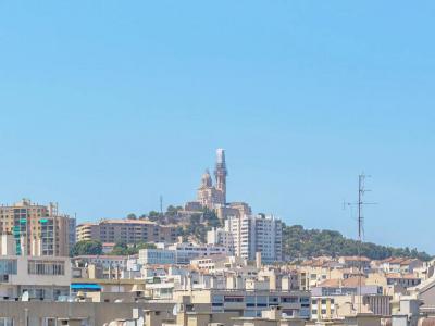For sale Marseille-8eme-arrondissement 4 rooms 87 m2 Bouches du Rhone (13008) photo 1