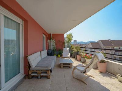 For sale Marseille-8eme-arrondissement 4 rooms 87 m2 Bouches du Rhone (13008) photo 2