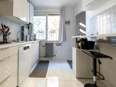 For sale Paulhan 4 rooms 105 m2 Herault (34230) photo 4