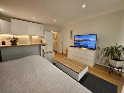 For rent Levallois-perret 1 room 26 m2 Hauts de Seine (92300) photo 3
