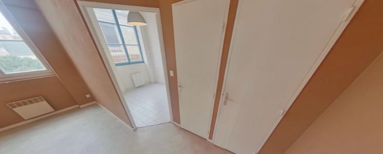 For rent Lyon-5eme-arrondissement 1 room 40 m2 Rhone (69005) photo 1