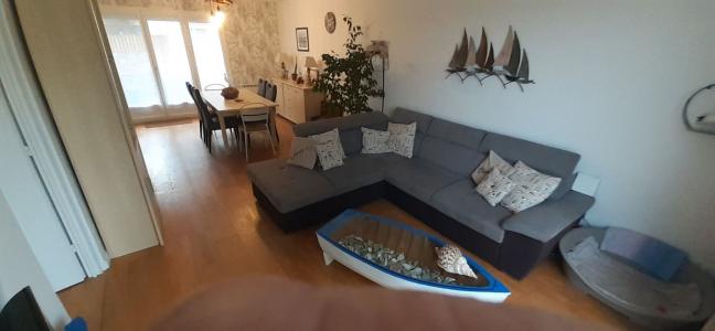 For sale Centre ville et Vue mer 4 rooms 81 m2 Cotes d'armor (22700) photo 3