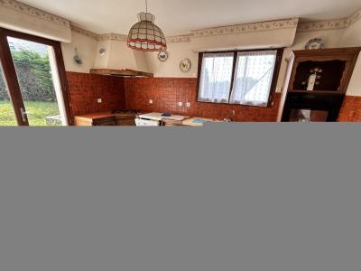 For sale BOURG 6 rooms 129 m2 Cotes d'armor (22700) photo 3