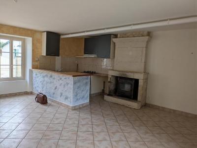 For sale 4 rooms 68 m2 Deux sevres (79270) photo 0