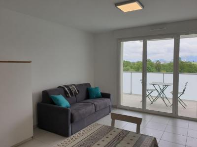 For sale HYPER CENTRE 1 room 34 m2 Ain (01630) photo 2