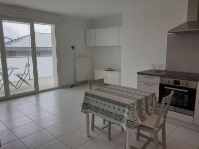 For sale HYPER CENTRE 1 room 34 m2 Ain (01630) photo 3