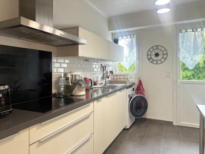 For sale Pau 3 rooms 82 m2 Pyrenees atlantiques (64000) photo 4