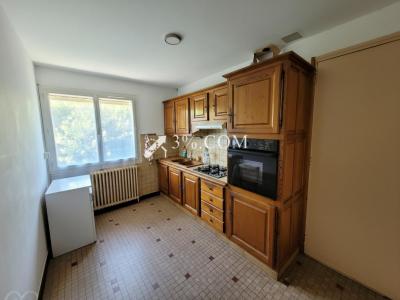 For sale Moissac 6 rooms 106 m2 Tarn et garonne (82200) photo 3