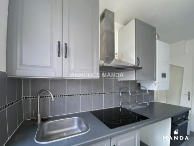 Louer Appartement 45 m2 Montreuil