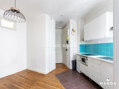 For rent Paris-18eme-arrondissement 2 rooms 28 m2 Paris (75018) photo 3