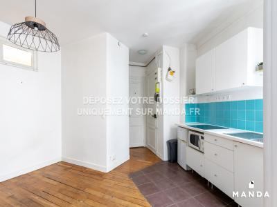 For rent Paris-18eme-arrondissement 2 rooms 28 m2 Paris (75018) photo 3