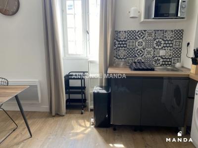 For rent Bordeaux 1 room 23 m2 Gironde (33000) photo 2