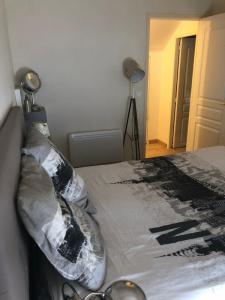 For sale Chateauroux 4 rooms 74 m2 Indre (36000) photo 4