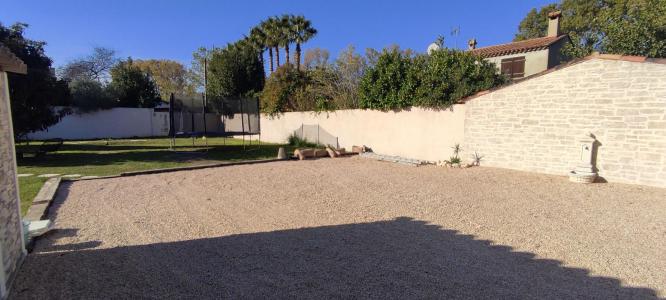 For sale Nimes 4 rooms 54 m2 Gard (30000) photo 2
