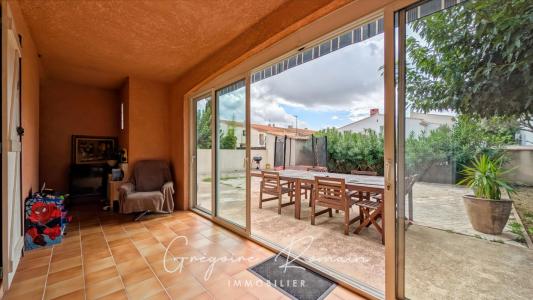For sale Miramas 4 rooms 100 m2 Bouches du Rhone (13140) photo 4