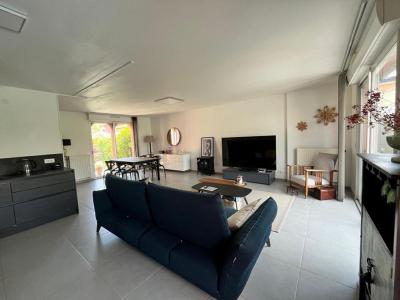 For sale Lattes 4 rooms 99 m2 Herault (34970) photo 3