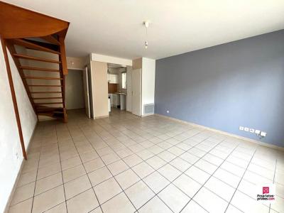 For sale Meulan 3 rooms 61 m2 Yvelines (78250) photo 2