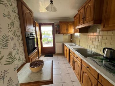 For sale Saint-maixent-l'ecole 4 rooms 84 m2 Deux sevres (79400) photo 3