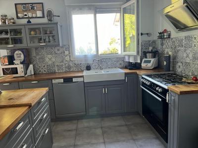 For sale Saint-maixent-l'ecole 7 rooms 167 m2 Deux sevres (79400) photo 2