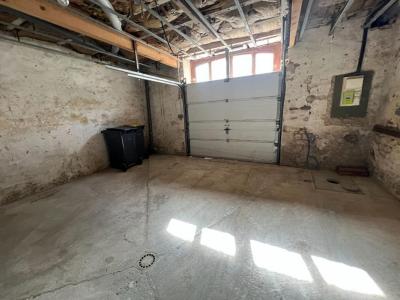 For sale Saint-maixent-l'ecole 4 rooms 110 m2 Deux sevres (79400) photo 2