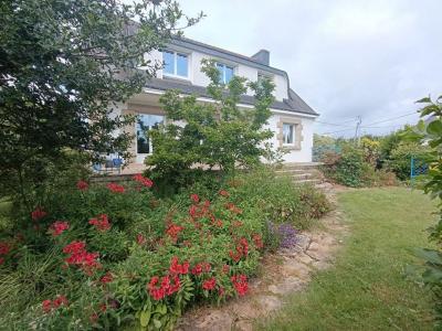 For sale Pontivy 6 rooms 139 m2 Morbihan (56300) photo 1