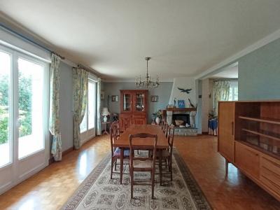 For sale Pontivy 6 rooms 139 m2 Morbihan (56300) photo 4