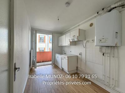 For sale Clermont-ferrand 3 rooms 60 m2 Puy de dome (63000) photo 3