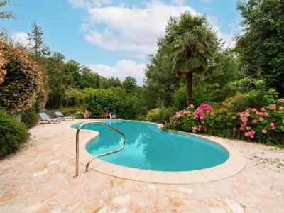 For sale Maule 10 rooms 250 m2 Yvelines (78580) photo 3