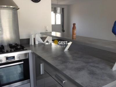 Louer Maison 98 m2 Fuveau
