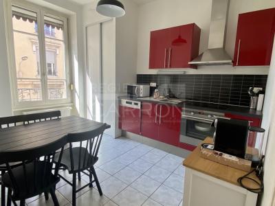 For rent Lyon-3eme-arrondissement 1 room 48 m2 Rhone (69003) photo 2