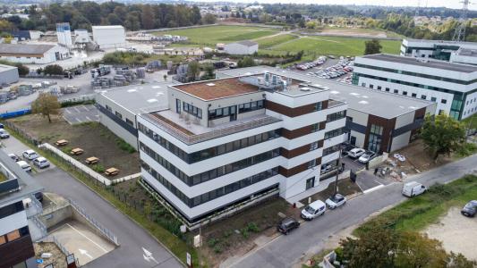 Acheter Bureau Artigues-pres-bordeaux 500000 euros